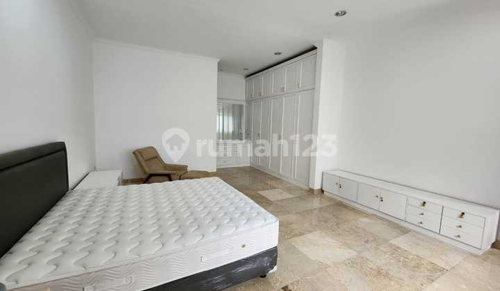 Disewakan Rumah Bagus Setrasirna Setrasari Fully Furnished  6