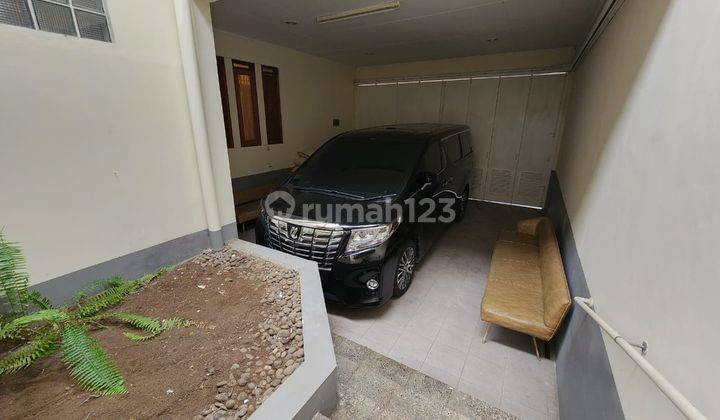 Disewakan Rumah Bagus Setrasirna Setrasari Fully Furnished  16