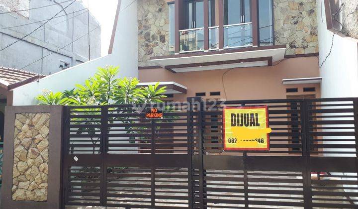 Rumah Minimalis Modern Di Otista Kebon Nanas Jakarta Timur 2