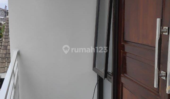 Rumah di komplek selangkah ke toll dan LRT Jatibening