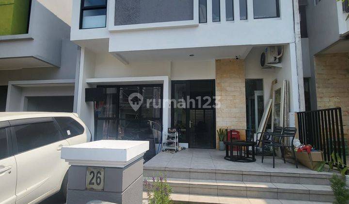 Rumah FF, Bangunan Baru Cluster Newton Dijual  1