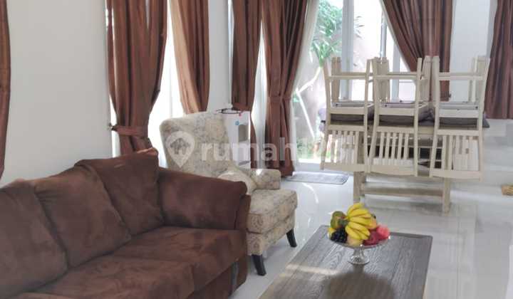 Rumah L12 di Cluster Menteng Village, Gading Serpong dijual murah 2