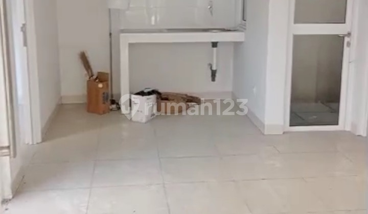 Rumah  Gading Serpong, Lokasi Aman Dan Bersih 2