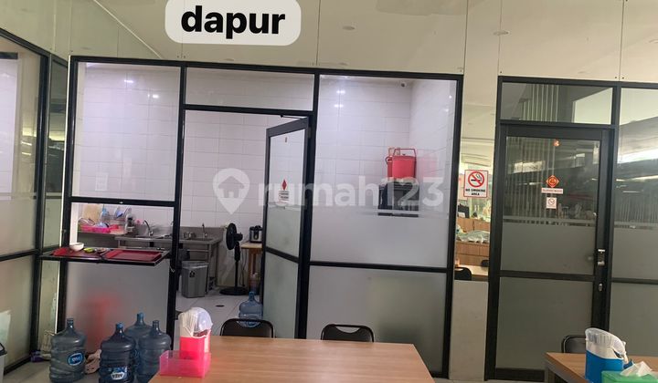 Beautiful House Suitable for Business, Located by the Roadside, Taman Surya. West Jakarta. Friendly Price. 2