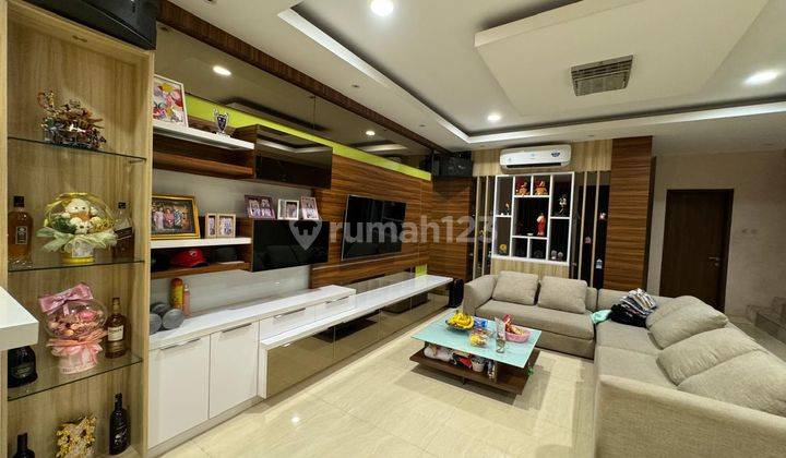 Rumah Furnished Mewah, Citra5 Jakbar, Row Jalan Luas, Murah 1