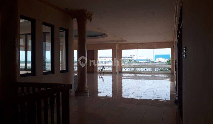 Rumah Hook, Luas Pantai Mutiara. 6