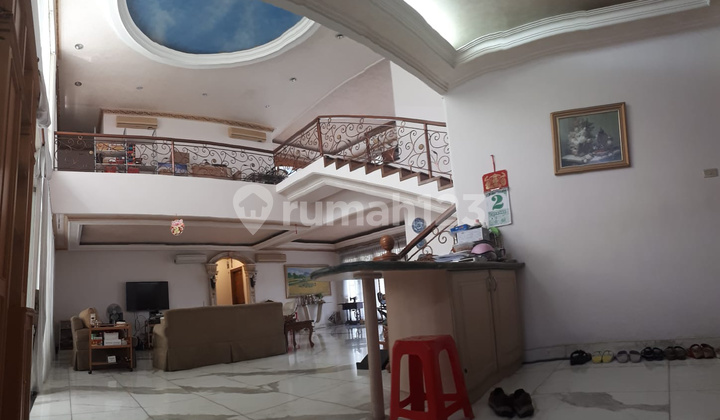 Rumah Hook, Luas Pantai Mutiara. 15