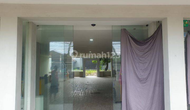 Rumah Usaha Resto Di Pos Pengumben, Kembangan 1