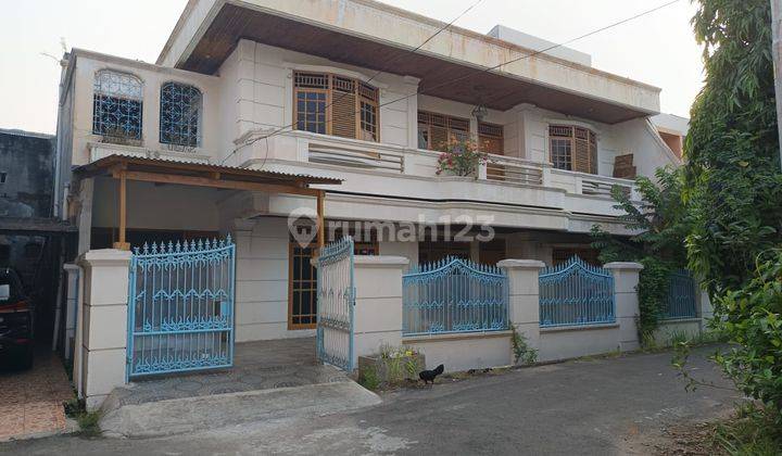 Rumah 2Lt Menceng Kamal, Luas, Murah 1