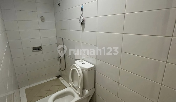 Minimalist House at Citra Lake Sawangan Depok. Neat and Ready to Occupy 2