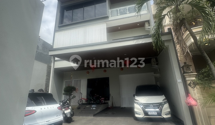 Rumah Mewah Taman Palem Lestari.cluster Eksklusif.lokasi Aman.bersih Bebas Banjir