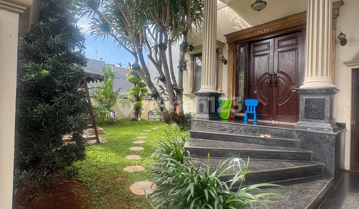 Rumah Mewah Citra3 Lantai Marmer. Furnished + Ikan Koi Bsr2. Rumah Mewah Citra3 Lantai Marmer. Furnished + Ikan Koi Bsr2.