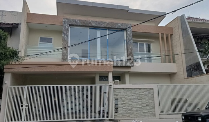 New Gress Minimalis Modern Rumah Kertajaya Indah With Swimming Pool New Gress Minimalis Modern Rumah Kertajaya Indah With Swimming Pool