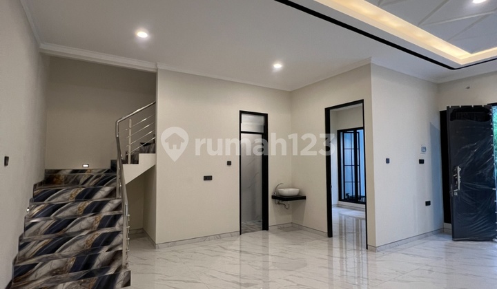 Araya House 2, Galaxy Bumi Permai Housing, New Minimalist Contemporary, Twin Street Row 3 Car 2