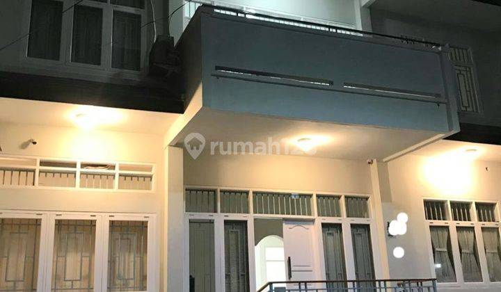 Rumah Dua Lantai,siap Huni Di Istana Regency 1