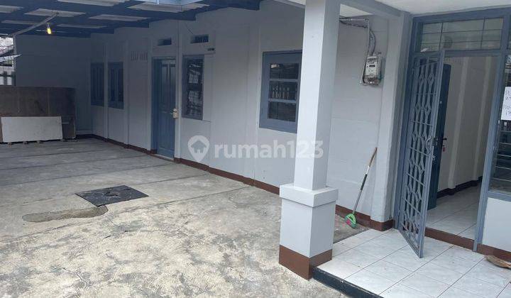 Rumah Satu Lantai Di Sayap Jalan Ciateul,bandung 1