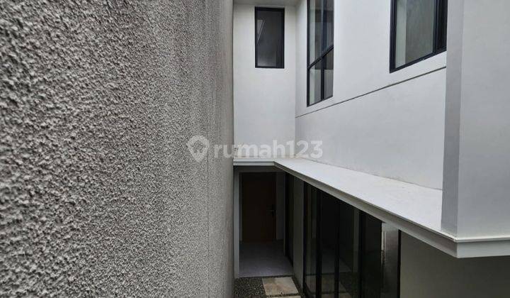 Rumah Baru Dua Lantai Di Setra Duta D' Grande Corner 2