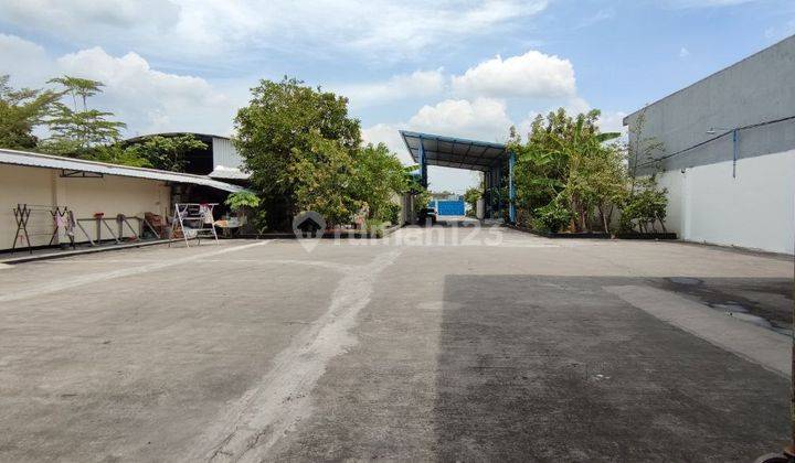 Gudang besar zona industri di sukoharjo 4