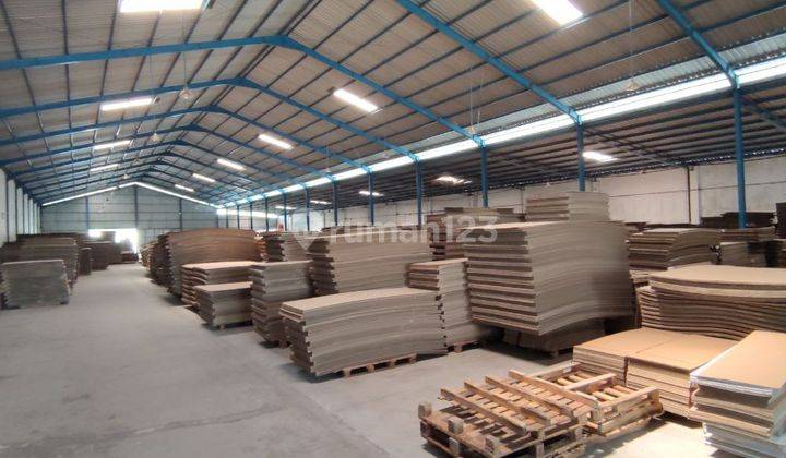 Gudang besar zona industri di sukoharjo 5