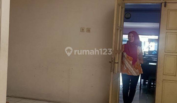 Disewakan Ruko Menarik di Jl. Ir Soekarno SHM 2