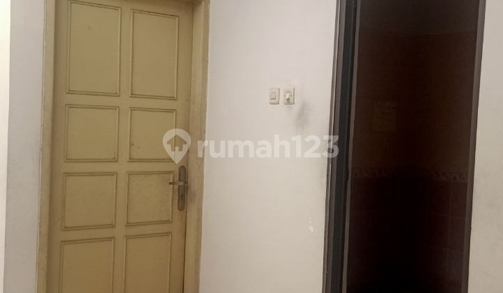 Disewakan Ruko Menarik di Jl. Ir Soekarno SHM 4
