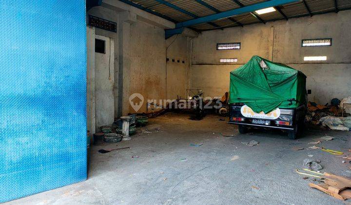 Gudang strategis dekat pasar legi Solo  2