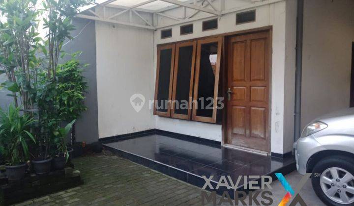 Rumah tinggal nyaman lokasinya bagus di Mangkubumen Solo  2