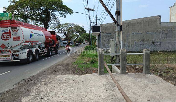 Tanah kering uruk kawasan komersial di Baki Sukoharjo  2