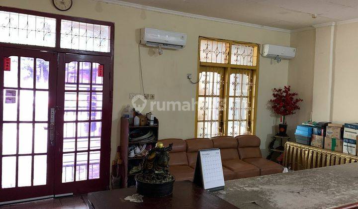 Jual Rumah Lokasi Strategis Di Karawaci Tangerang  1