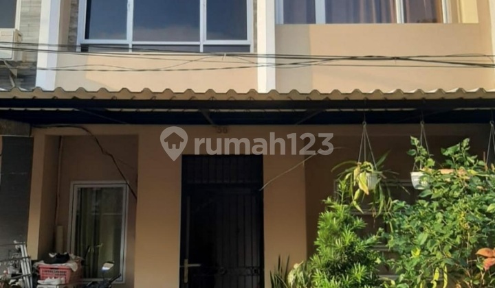 Rumah Siap Huni Di Perumahan Taman Ubud Kencana Lippo Karawaci 