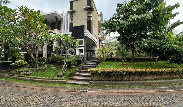 Jual Rumah Mewah 3 Lantai Di The Green Bsd  1