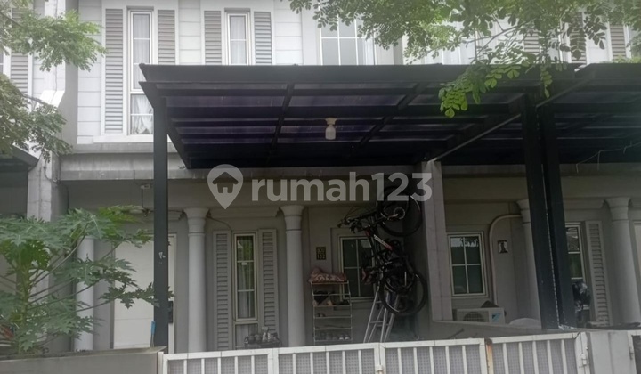 House in the Bukit Dago Rawakalong Housing Estate, Gunung Sindur, Bogor.