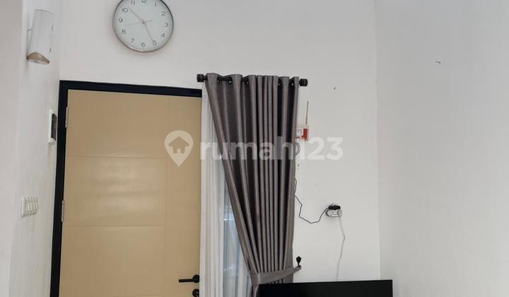 Ready-to-Occupy House in Osaka Premier Housing Estate, Cimanggis, Depok 2