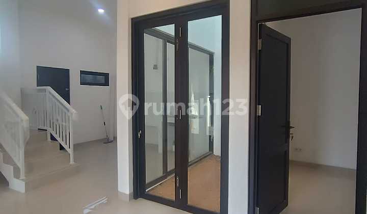Rumah Siap Huni.di Jl Pahlawan Sukabumi Selatan Joglo Jakbar 2