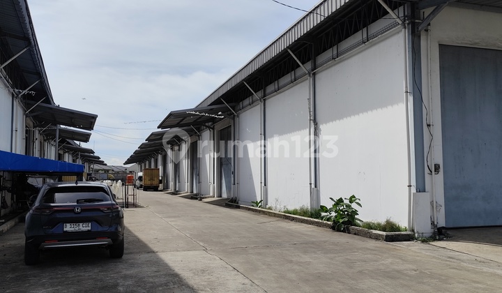 Gudang Besar Siap Pakai Di Diklat Pemda Tangerang Gudang Besar Siap Pakai Di Diklat Pemda Tangerang