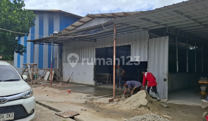 Large Cheap Warehouse Ready to Use in Tata Kemuning Tangerang