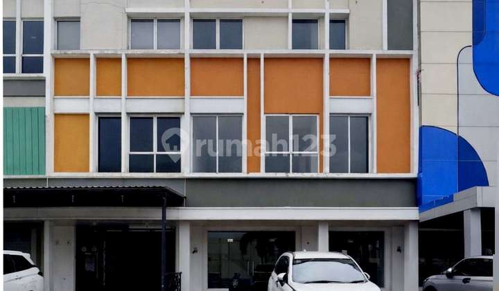 For Rent Ready-to-Use Connected Shophouse - Summarecon (Main Road) 1