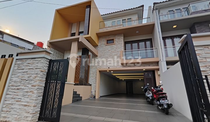 Rumah 3lantai Siap Huni Di Pesanggrahan Jakarta Selatan Rumah 3lantai Siap Huni Di Pesanggrahan Jakarta Selatan