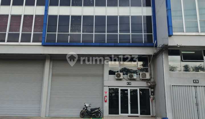 For Sale: Good Warehouse Ready to Use in Tangerang Industrial Area For Sale: Good Warehouse Ready to Use in Tangerang Industrial Area