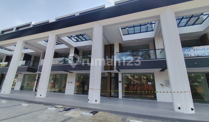 Di Sewakan Ruko Brand New 3Lantai Menteng Studio Loft Gading Serpong Di Sewakan Ruko Brand New 3Lantai Menteng Studio Loft Gading Serpong