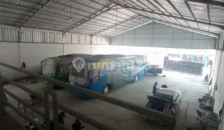 Warehouse for Rent, Ready for Use, on Cisauk Main Road, BSD. Warehouse for Rent, Ready for Use, on Cisauk Main Road, BSD.