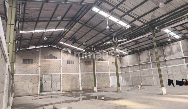 Gudang Besar Rapi Siap Huni Taman Tekno Bsd Tangerang