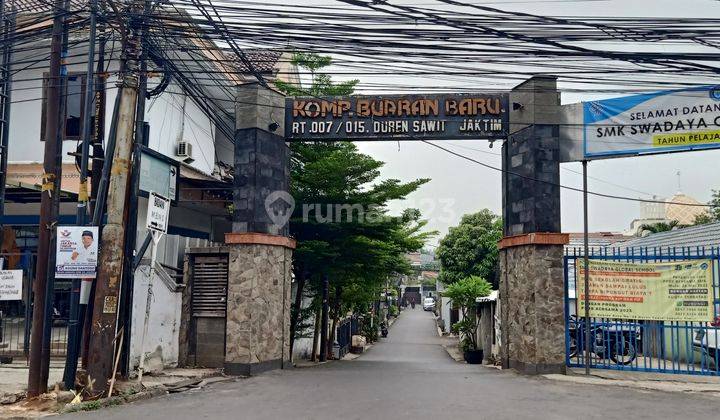 Rumah Dua Lantai Dalam Komplek Nyaman Duren Sawit 2