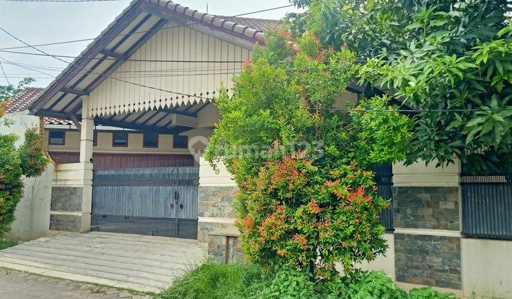 Rumah Mewah Murah Dalam Komplek Elit Jakarta Timur 1