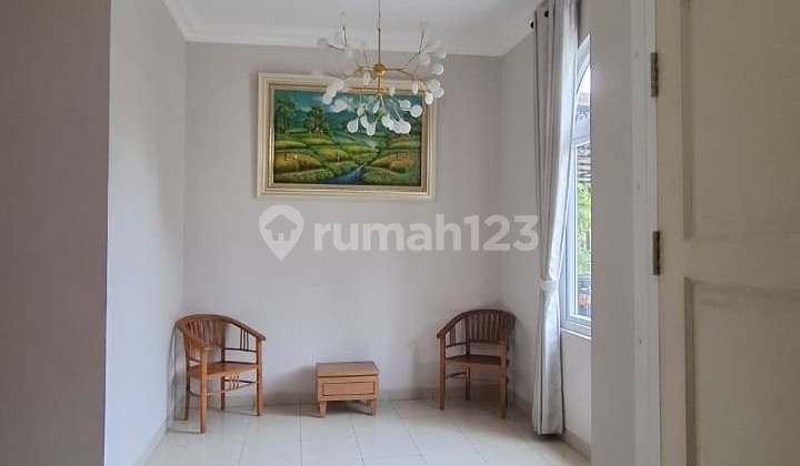 Grand 2-Story House Good Neat Ready to Live in Tourist City Land 563 Building 388 2