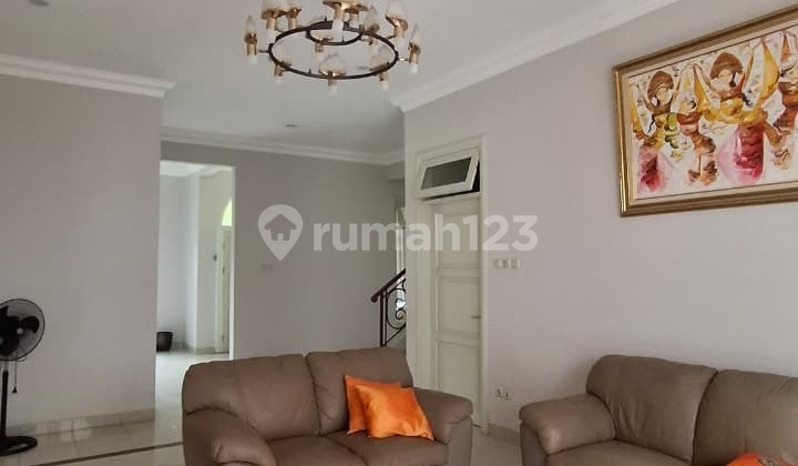 Rumah Megah 2 Lantai Bagus Rapih Siap Huni Kotawisata Lt563 Lb388