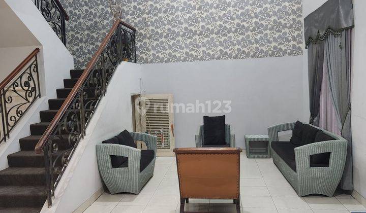 rumah sewa 2 lantai kota wisata siap huni bagus lt 200 lb 250 1