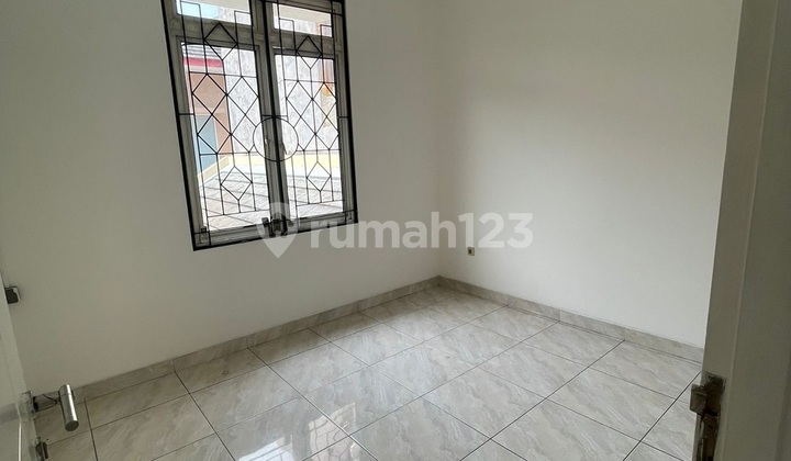 Neat and Clean House Ready to Live In at Citra Gran 2