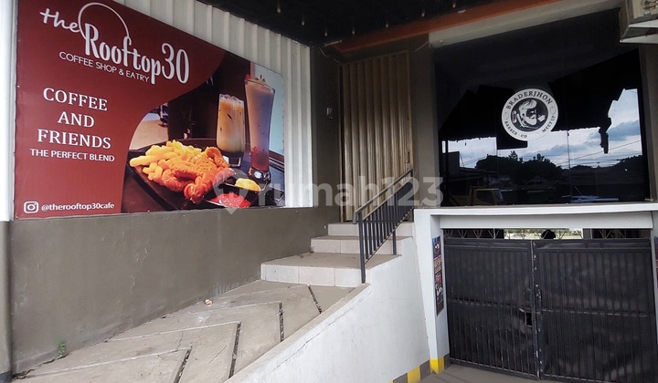 3-story strategic rental shop house, 350m² land, on Cibubur alternative road. 2