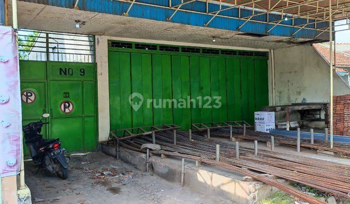 Dijual rumah di jl utama timur weleri 1